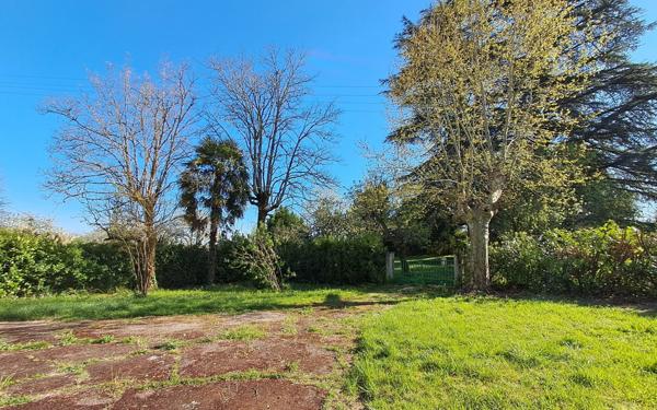 Maison à vendre    10 pièces •  Eymet