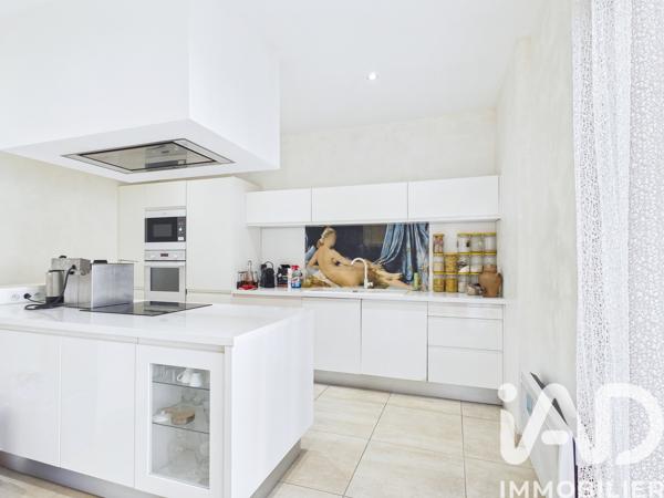 Maison à vendre 5 pièces 178 m² Troyes