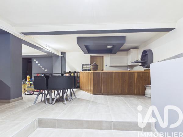 Maison à vendre 5 pièces 178 m² Troyes