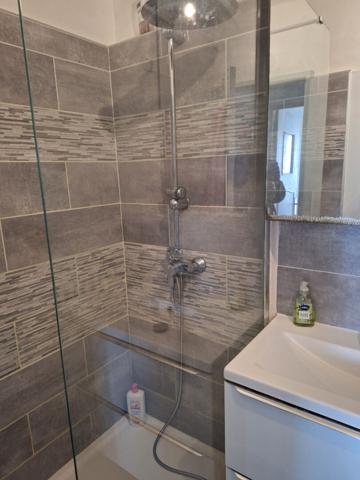 Appartement Sete 5 pièce(s) 76 m2