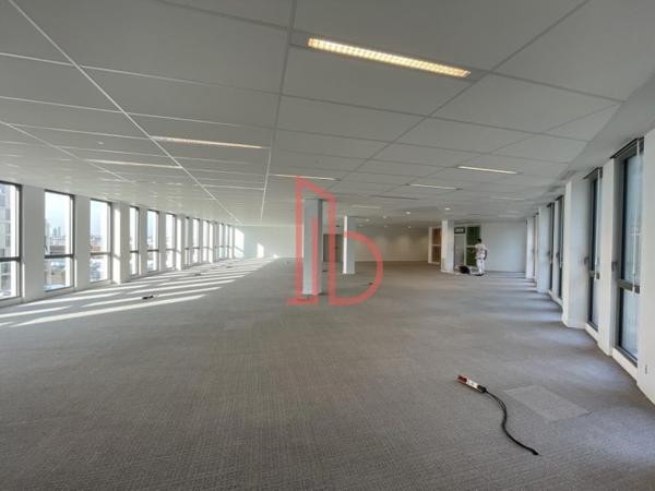 Bureau de 1465 m² à louer à Bordeaux Euratlantique