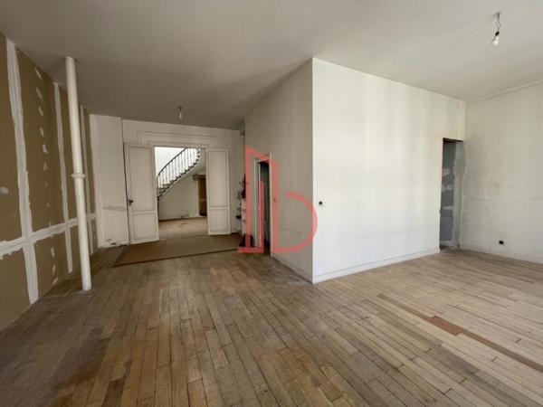 Bureau de 387 m² à vendre à Bordeaux Centre