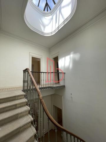 Bureau de 387 m² à vendre à Bordeaux Centre