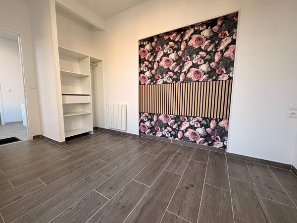 Appartement T3 - Quartier Banjan - 52m² - place de parking - Rez-de-chaussée.