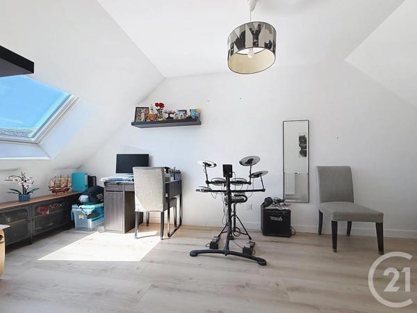 Maison à vendre  6 pièces - 140 m 2   CHARTRES  - 28