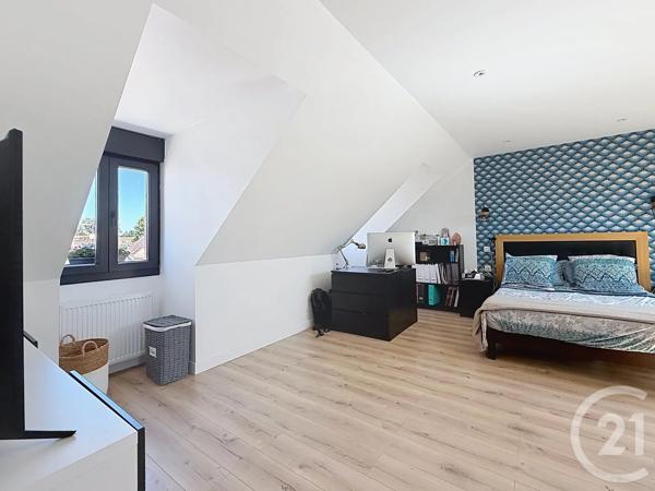 Maison à vendre  6 pièces - 140 m 2   CHARTRES  - 28