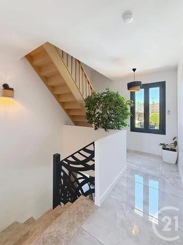 Maison à vendre  6 pièces - 140 m 2   CHARTRES  - 28