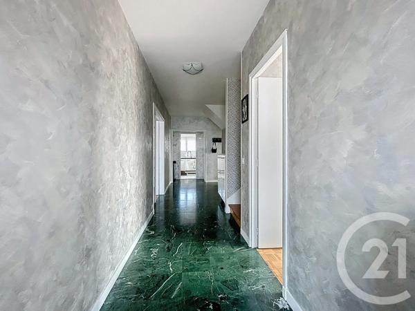 Maison à vendre  7 pièces - 151,14 m 2   MONTMAGNY  - 95