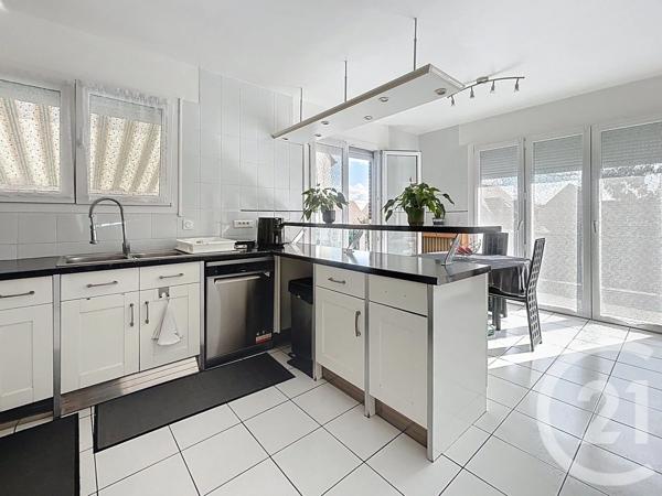 Maison à vendre  7 pièces - 151,14 m 2   MONTMAGNY  - 95