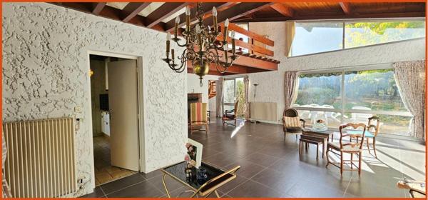 Ens. d'architecte, 2 maisons sur golf de Cameyrac