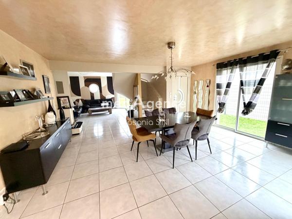 Maison à LES SABLES-D'OLONNE, 85340 - 6 pièces 152m²