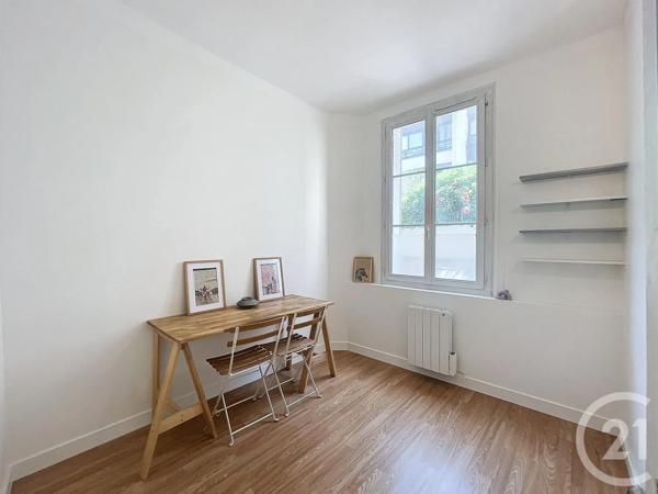 Appartement F3 à vendre  3 pièces - 46 m 2   LEVALLOIS PERRET  - 92