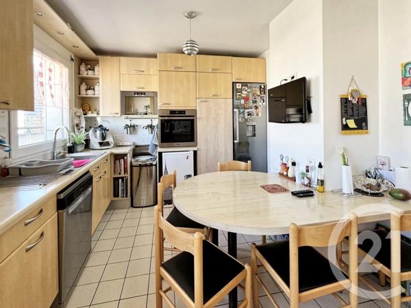 Appartement F5 à vendre  5 pièces - 125,40 m 2   COURBEVOIE  - 92