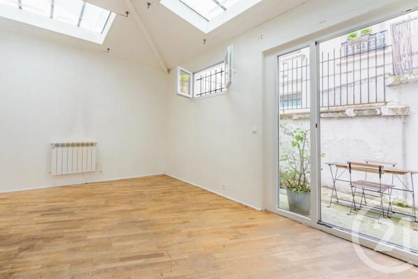 Appartement F5 à vendre  5 pièces - 125,40 m 2   COURBEVOIE  - 92