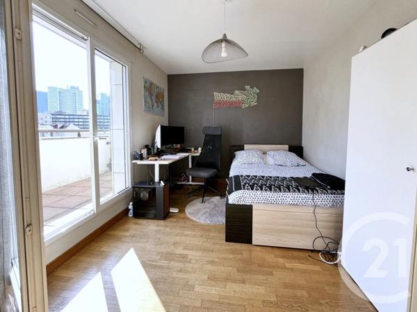 Appartement F5 à vendre  5 pièces - 125,40 m 2   COURBEVOIE  - 92