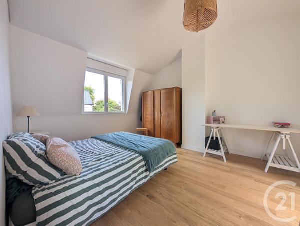 Maison à vendre  8 pièces - 184,15 m 2   SURESNES  - 92