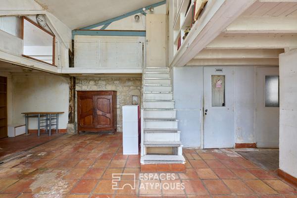 Ancien atelier avec jardin d’hiver au Square Gardette