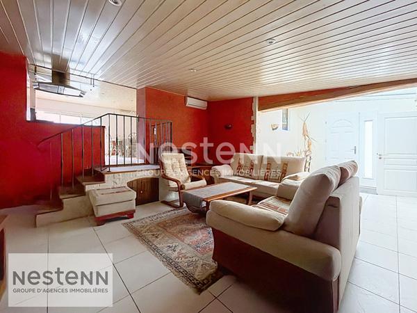 À vendre : Charmante maison traditionnelle avec piscine à Challans !