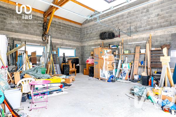 Immeuble à vendre 194 m² Théus