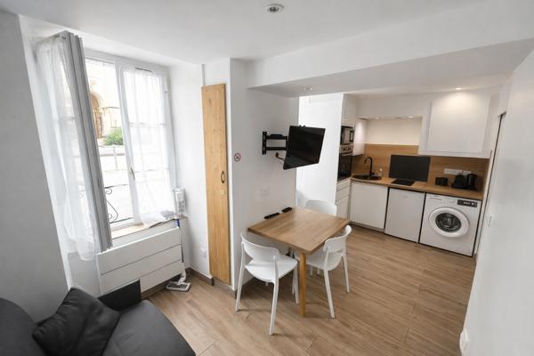 Appartement
         1 pièce
        - 22 m² 160 000 € *