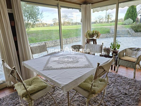 Maison à EVRON, 53600 - 13 pièces 268m²