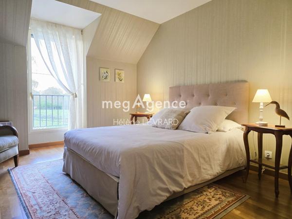 Maison à EVRON, 53600 - 13 pièces 268m²