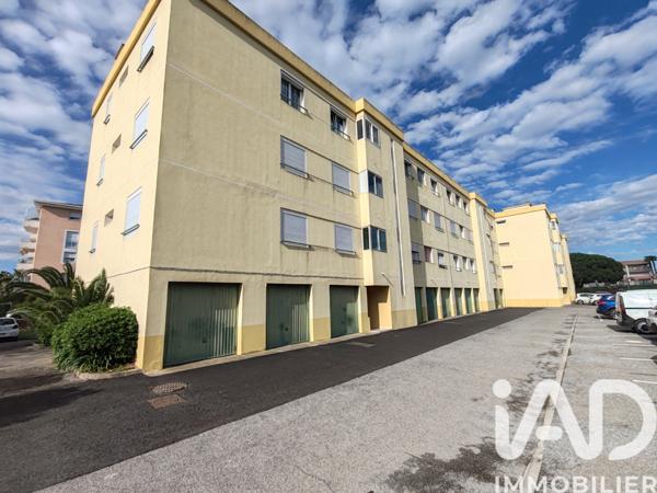 Parking à vendre 15 m² Fréjus