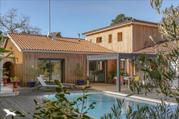 Maison à vendre |  Andernos-les-Bains |  7 pièces | 220 m²