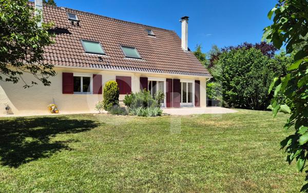 Maison à vendre    6 pièces •  La Queue-en-Brie