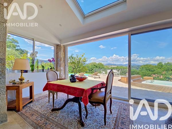 Maison à vendre 7 pièces 205 m² Fayence
