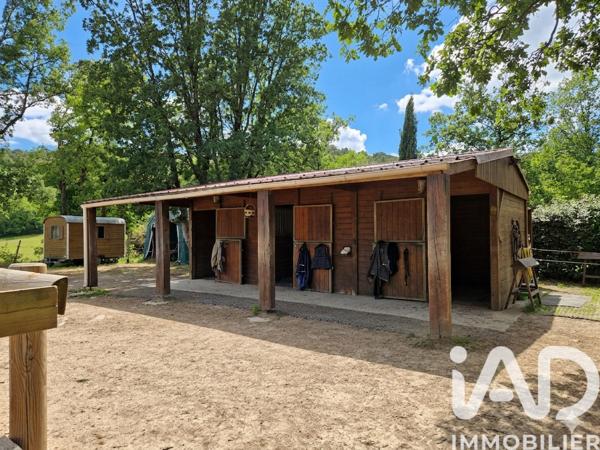 Maison à vendre 7 pièces 205 m² Fayence