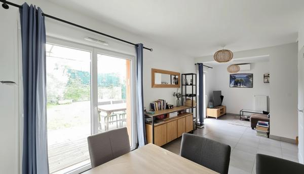 Maison récente 3 chambres avec garage et terrasse ? Saint-Cannat