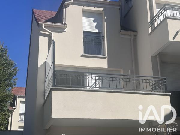 Location appartement 4 pièces 80 m² Saint-Pierre-du-Perray