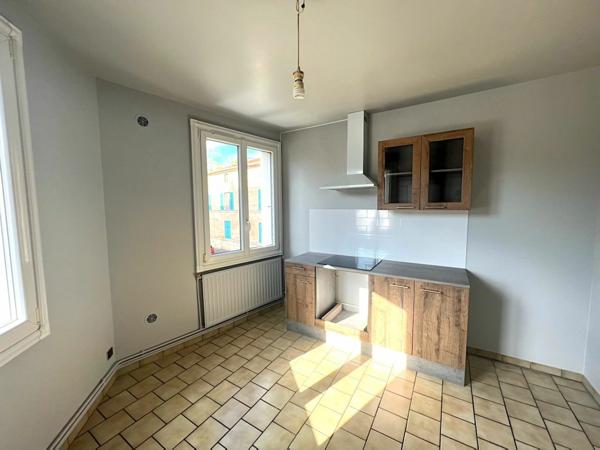 Immeuble à vendre    6 pièces • 180 m2 Bar-le-Duc