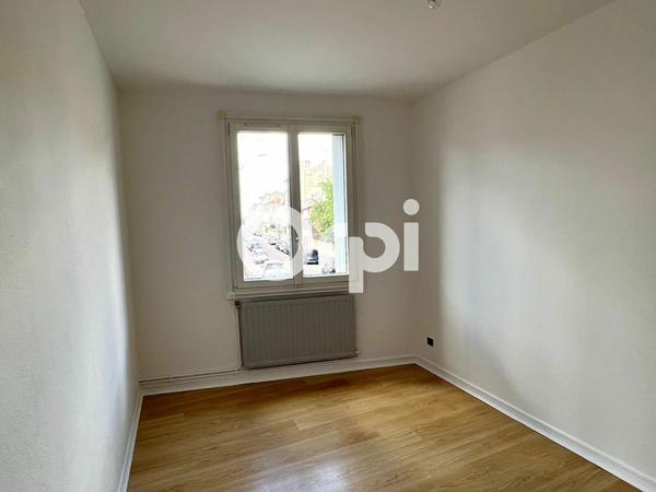 Immeuble à vendre    6 pièces • 180 m2 Bar-le-Duc