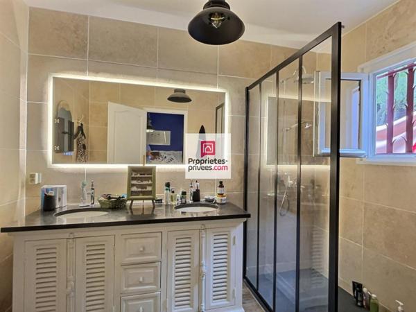 MAISON 205 m² -  2 Logements Piscine & 2 Garages