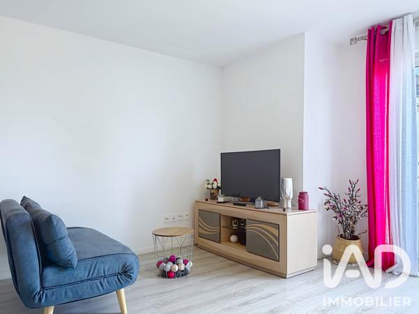 Appartement à vendre 2 pièces 42 m² Vert-Saint-Denis