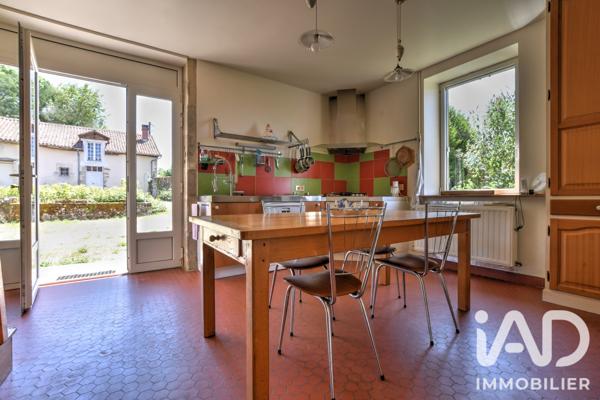 Maison à vendre 10 pièces 380 m² Saint-Léonard-de-Noblat