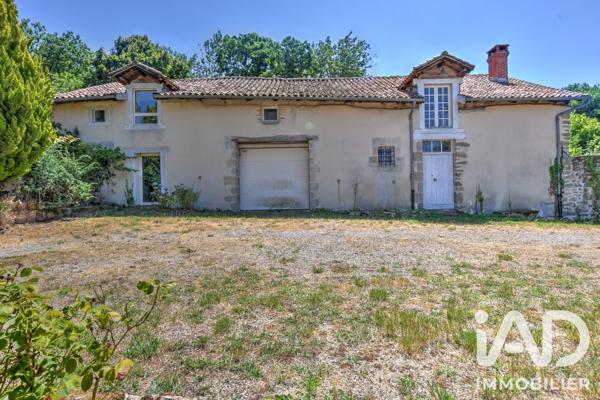 Maison à vendre 10 pièces 380 m² Saint-Léonard-de-Noblat