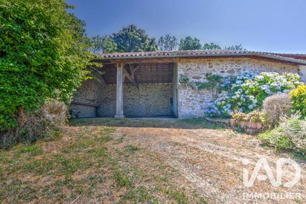 Maison à vendre 10 pièces 380 m² Saint-Léonard-de-Noblat