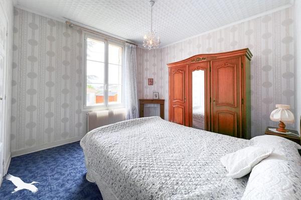 Maison à vendre 259 900 € Saint-André-de-Cubzac 3 p 121 m² DPE D