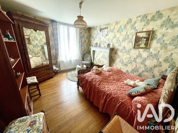 Maison à vendre 5 pièces 128 m² Lathus-Saint-Rémy