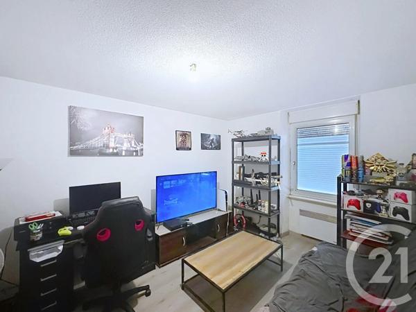 Appartement F3 à vendre  3 pièces - 51,83 m 2   DANJOUTIN  - 90