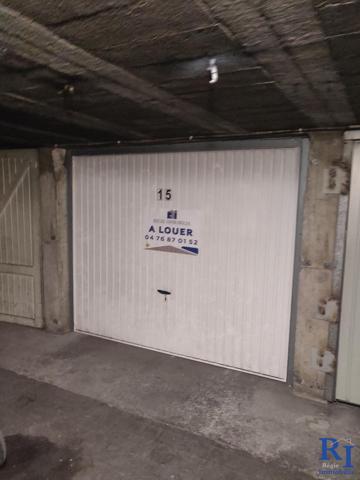 Garage 38100 GRENOBLE