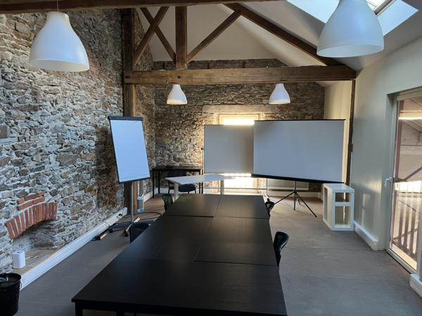 IMMEUBLE INDEPENDANT BUREAUX A VENDRE CITE DES CONGRES NANTES