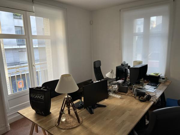 IMMEUBLE INDEPENDANT BUREAUX A VENDRE CITE DES CONGRES NANTES