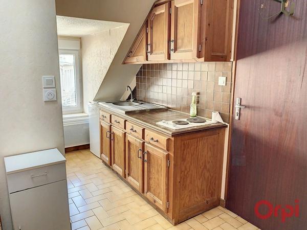 Immeuble à vendre    8 pièces •  Montluçon