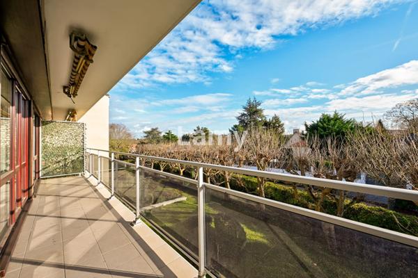 Appartement avec cave et parking