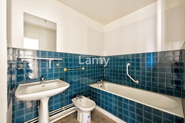 Appartement avec cave et parking