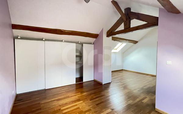 Maison à vendre    3 pièces •  Ecquevilly